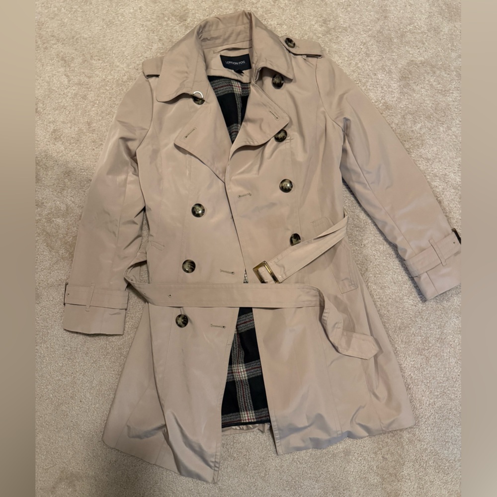 London Fog Beige Trench Coat with Inner She’ll